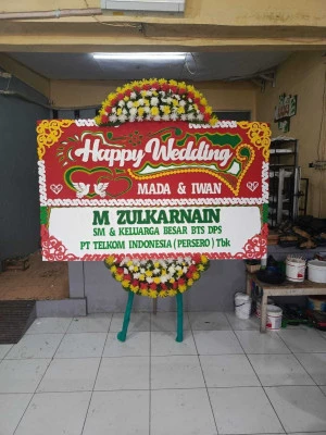 Papan Bunga di Cluster Sevilla Bsd